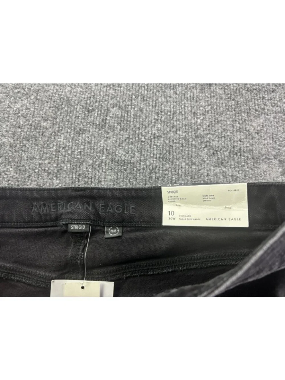 American Eagle Mom Jeans Womens 10 Black High Rise Distressed Strigid‎ 30x28.5